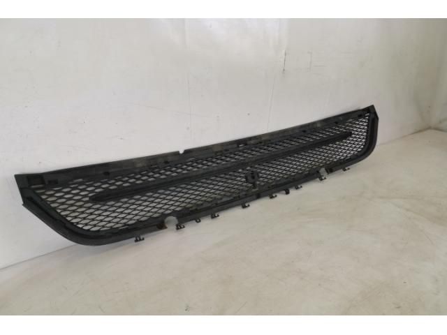 bontott LAND ROVER RANGE ROVER VELAR Első Lökhárító Alsó Középső Díszrács