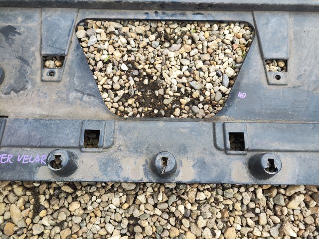 bontott LAND ROVER RANGE ROVER VELAR Első Lökhárító Alsó (Műanyag)