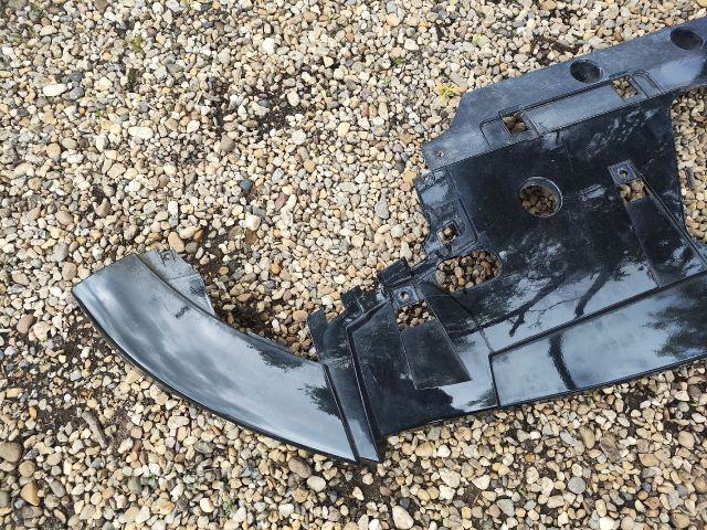 bontott LAND ROVER RANGE ROVER VELAR Első Lökhárító Alsó (Műanyag)