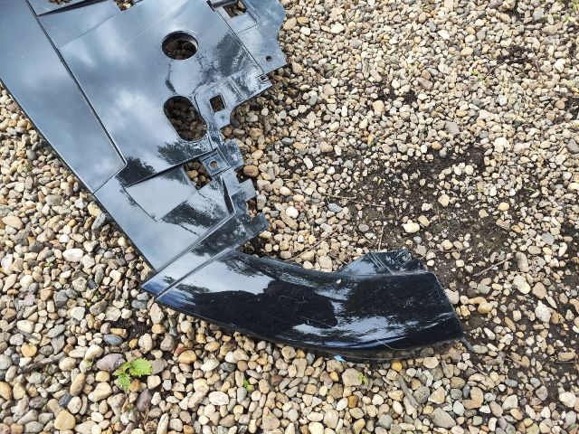 bontott LAND ROVER RANGE ROVER VELAR Első Lökhárító Alsó (Műanyag)