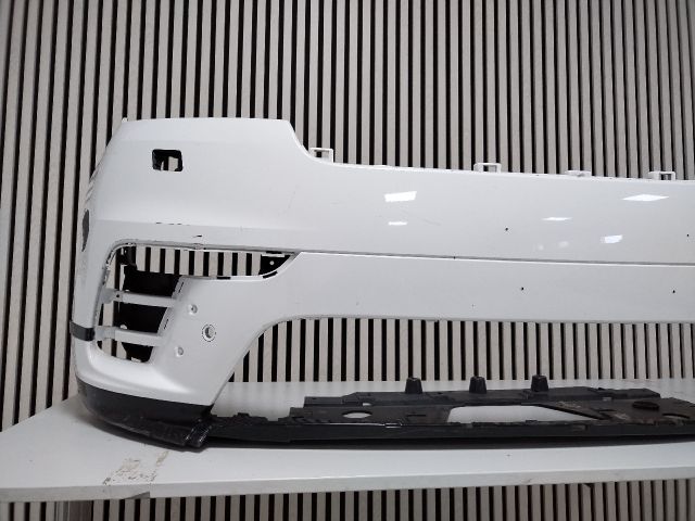 bontott LAND ROVER RANGE ROVER VELAR Első Lökhárító (Üresen)