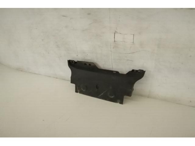 bontott LAND ROVER RANGE ROVER VELAR Hátsó Lökhárító Alsó (Műanyag)