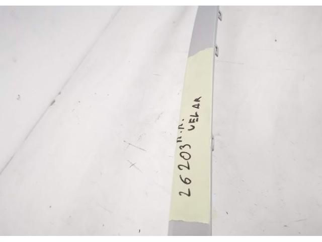 bontott LAND ROVER RANGE ROVER VELAR Hátsó Lökhárító Díszléc