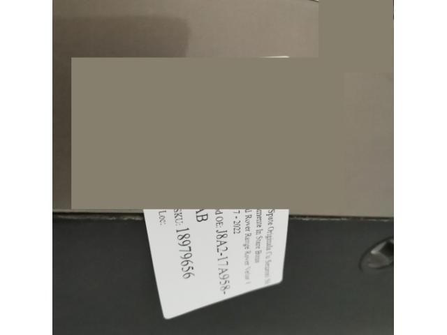 bontott LAND ROVER RANGE ROVER VELAR Hátsó Lökhárító (Üresen)