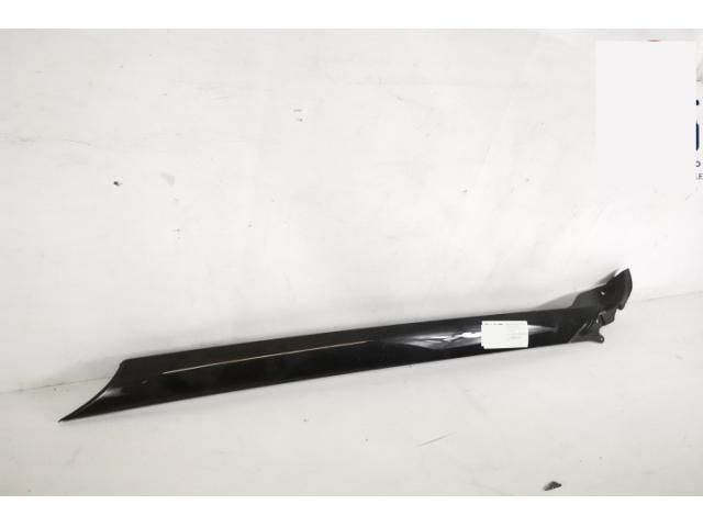 bontott LAND ROVER RANGE ROVER VELAR Jobb A Oszlop Burkolat