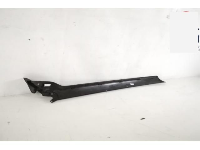 bontott LAND ROVER RANGE ROVER VELAR Jobb A Oszlop Burkolat