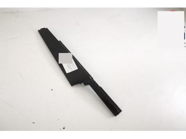 bontott LAND ROVER RANGE ROVER VELAR Jobb B Oszlop Burkolat