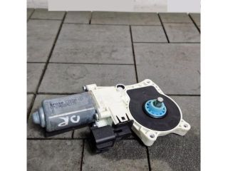 bontott LAND ROVER RANGE ROVER VELAR Jobb első Ablakemelő Motor