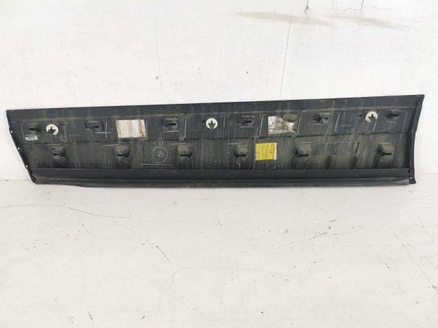 bontott LAND ROVER RANGE ROVER VELAR Jobb első Ajtó Díszléc