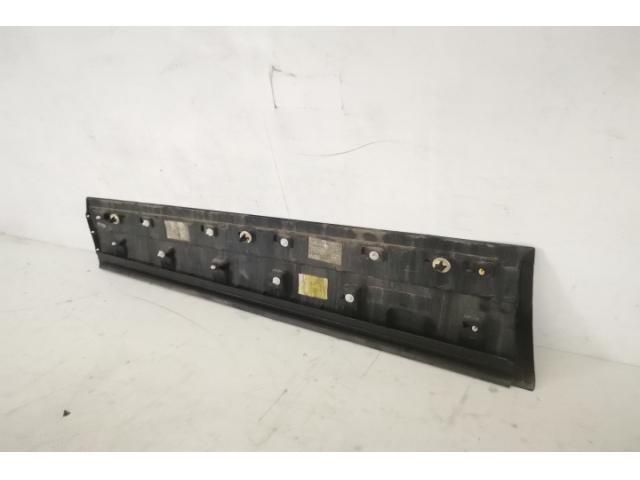 bontott LAND ROVER RANGE ROVER VELAR Jobb első Ajtó Díszléc