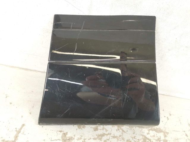 bontott LAND ROVER RANGE ROVER VELAR Jobb első Küszöb Díszléc