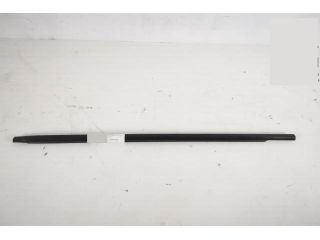 bontott LAND ROVER RANGE ROVER VELAR Jobb első Vízlehúzó Gumicsík