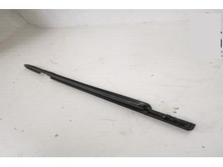 bontott LAND ROVER RANGE ROVER VELAR Jobb első Vízlehúzó Gumicsík