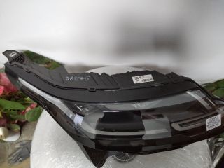 bontott LAND ROVER RANGE ROVER VELAR Jobb Fényszóró