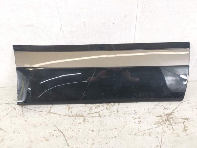 bontott LAND ROVER RANGE ROVER VELAR Jobb hátsó Ajtó Díszléc