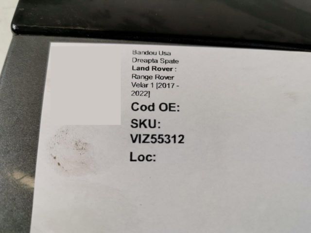 bontott LAND ROVER RANGE ROVER VELAR Jobb hátsó Ajtó Díszléc