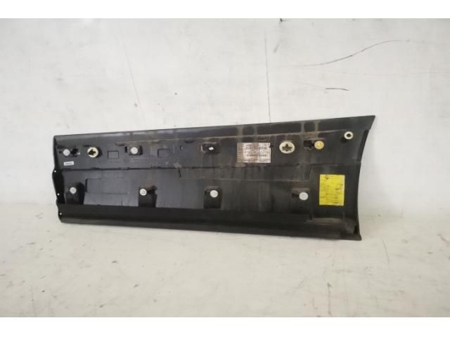 bontott LAND ROVER RANGE ROVER VELAR Jobb hátsó Ajtó Díszléc