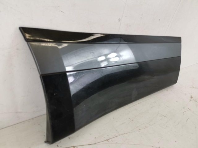 bontott LAND ROVER RANGE ROVER VELAR Jobb hátsó Ajtó Díszléc