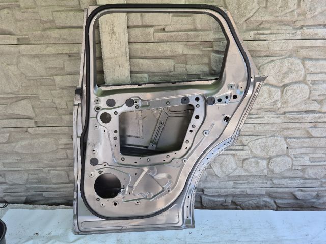 bontott LAND ROVER RANGE ROVER VELAR Jobb hátsó Ajtó (Üres lemez)