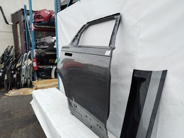 bontott LAND ROVER RANGE ROVER VELAR Jobb hátsó Ajtó (Üres lemez)