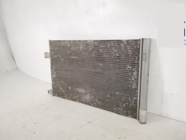 bontott LAND ROVER RANGE ROVER VELAR Klímahűtő Radiátor