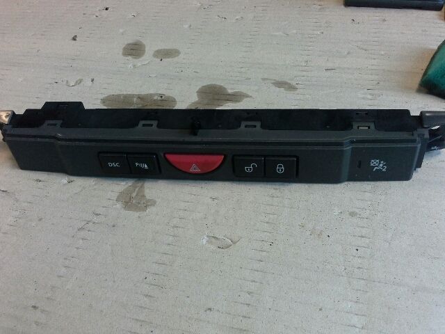 bontott LAND ROVER RANGE ROVER Vészvillogó Kapcsoló