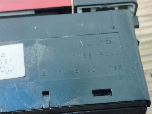 bontott LAND ROVER RANGE ROVER Vészvillogó Kapcsoló