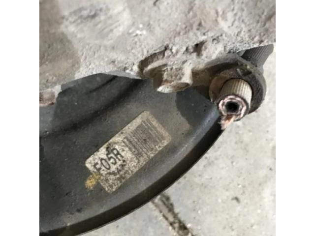 bontott LEXUS CT Jobb első Csonkállvány