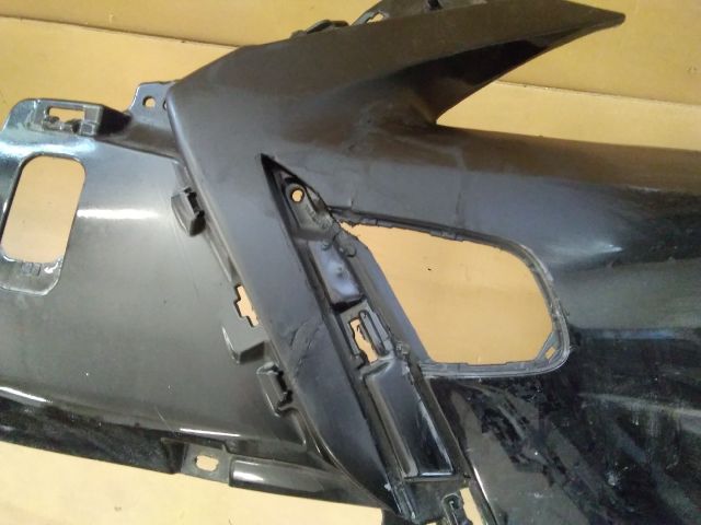 bontott LEXUS CT Első Lökhárító (Üresen)