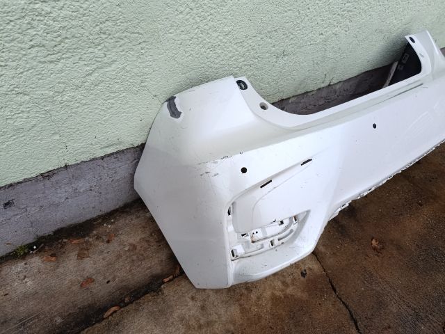 bontott LEXUS CT Hátsó Lökhárító (Üresen)