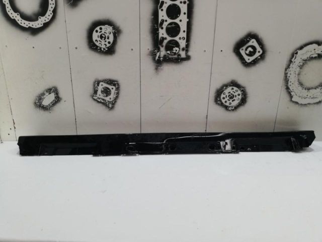 bontott LEXUS CT Jobb Küszöb