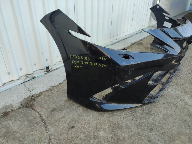 bontott LEXUS ES Első Lökhárító (Részeivel)