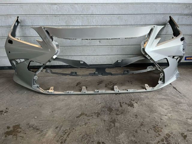 bontott LEXUS ES Első Lökhárító (Üresen)