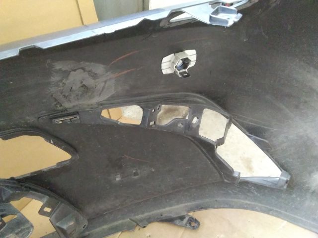 bontott LEXUS ES Első Lökhárító (Üresen)