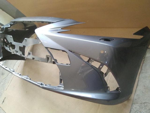 bontott LEXUS ES Első Lökhárító (Üresen)