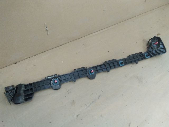 bontott LEXUS ES Jobb hátsó Lökhárító Tartó (Műanyag)