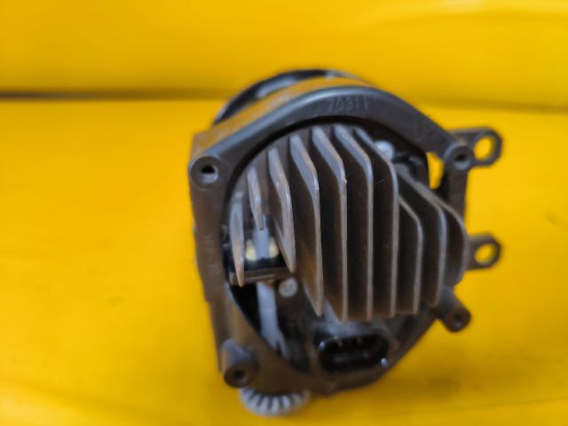 bontott LEXUS ES Jobb Ködfényszóró