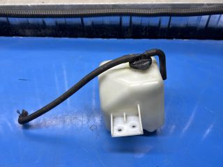 bontott LEXUS GS Kiegyenlítő Tartály