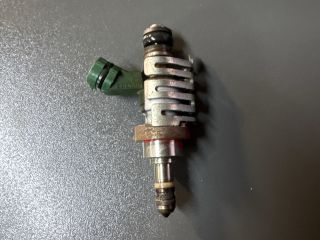 bontott LEXUS GS Porlasztó (1 db)