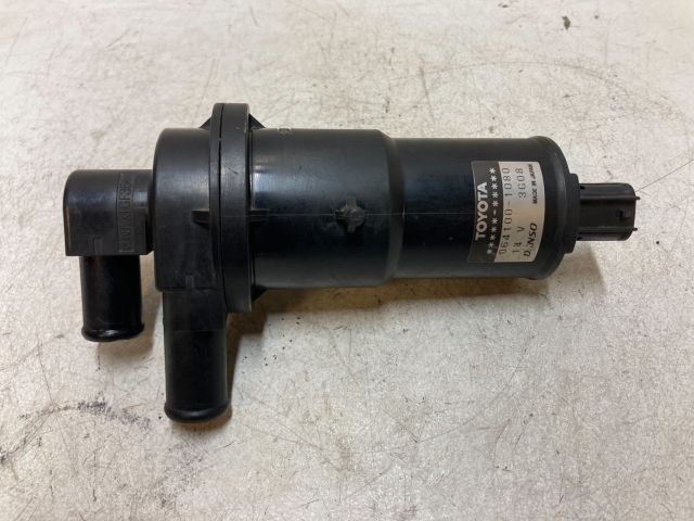 bontott LEXUS GS Vízpumpa