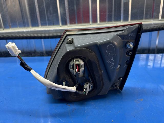 bontott LEXUS GS Bal Belső Hátsó Lámpa