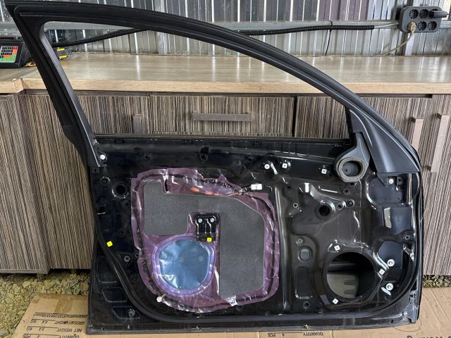 bontott LEXUS GS Bal első Ajtó (Üres lemez)