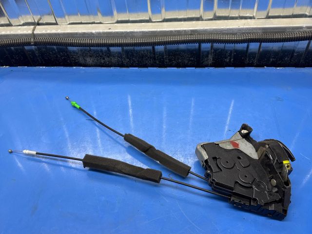 bontott LEXUS GS Bal első Ajtózár