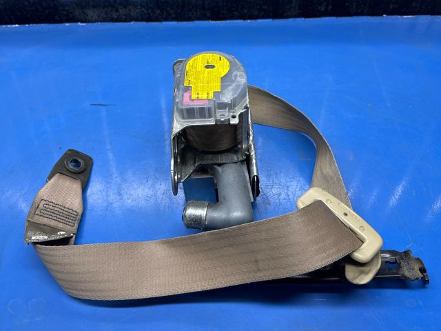 bontott LEXUS GS Bal első Biztonsági Öv