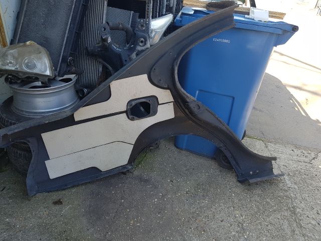 bontott LEXUS GS Bal hátsó Sárvédő