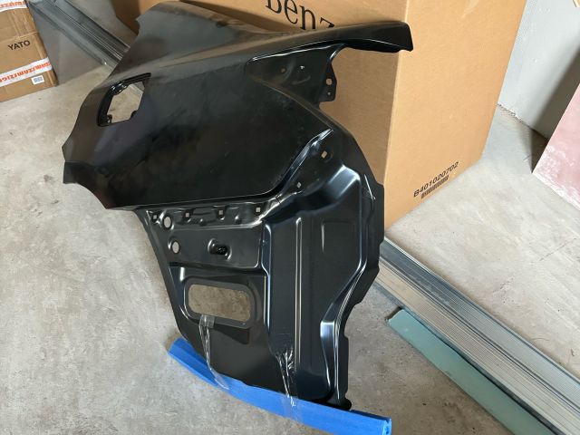 bontott LEXUS GS Bal hátsó Sárvédő