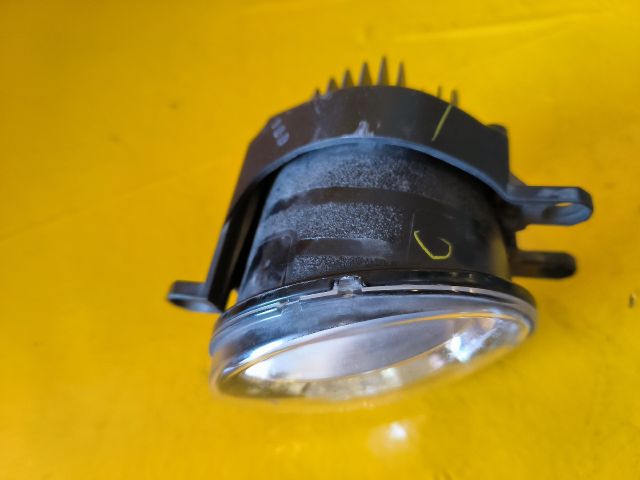 bontott LEXUS GS Bal Ködfényszóró