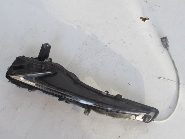 bontott LEXUS GS Bal Nappali Menetfény