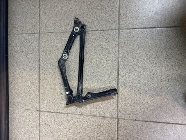 bontott LEXUS GS Csomagtérajtó Bal Zsanér