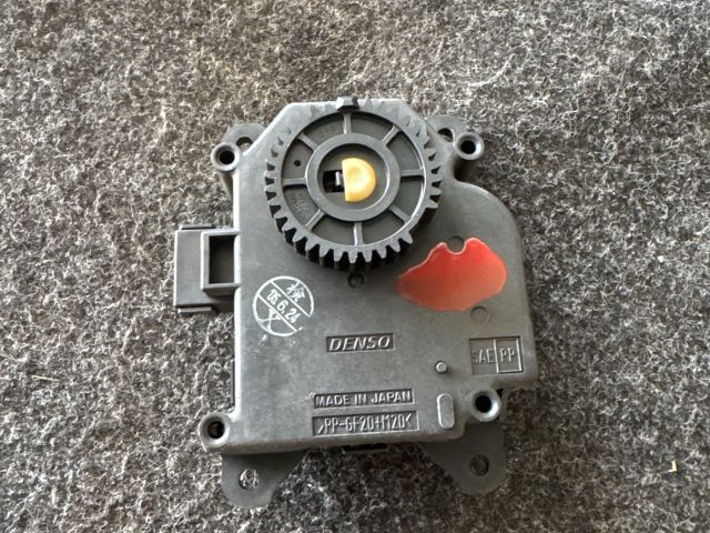 bontott LEXUS GS Fűtés Állító Motor